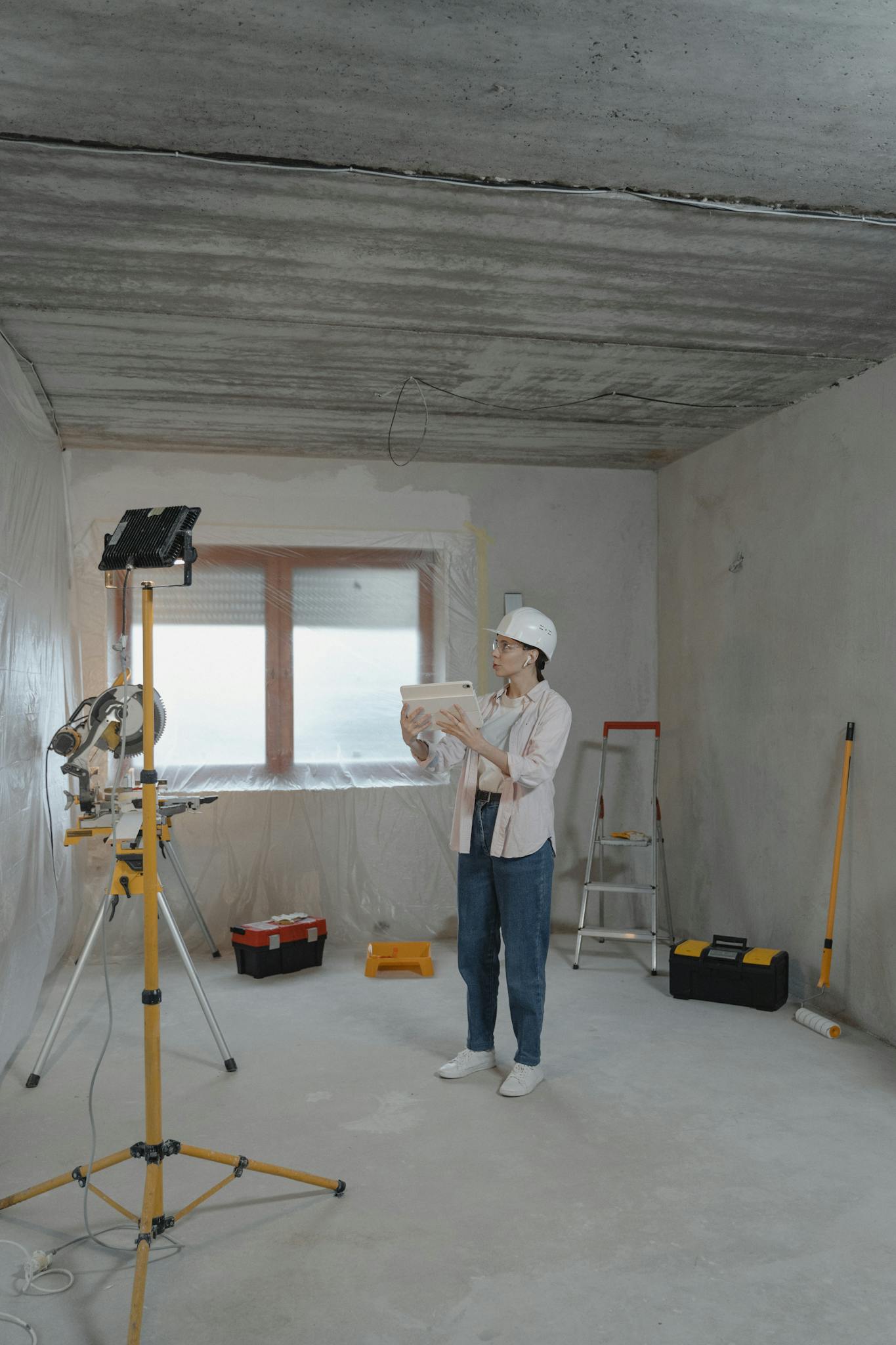woman holding an ipad